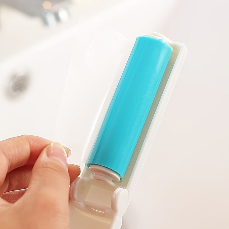 Rolling Lint Remover