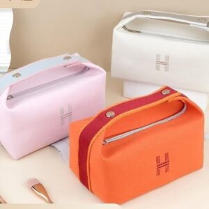 Cosmetic organizer bag